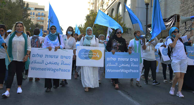 Mujeres luchando por la paz - Activistas israelitas, palestinas, argentinas...